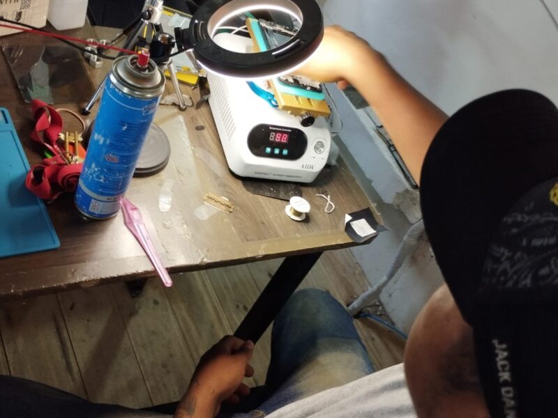 da762128-c725-476a-bd96-19d5456e9448